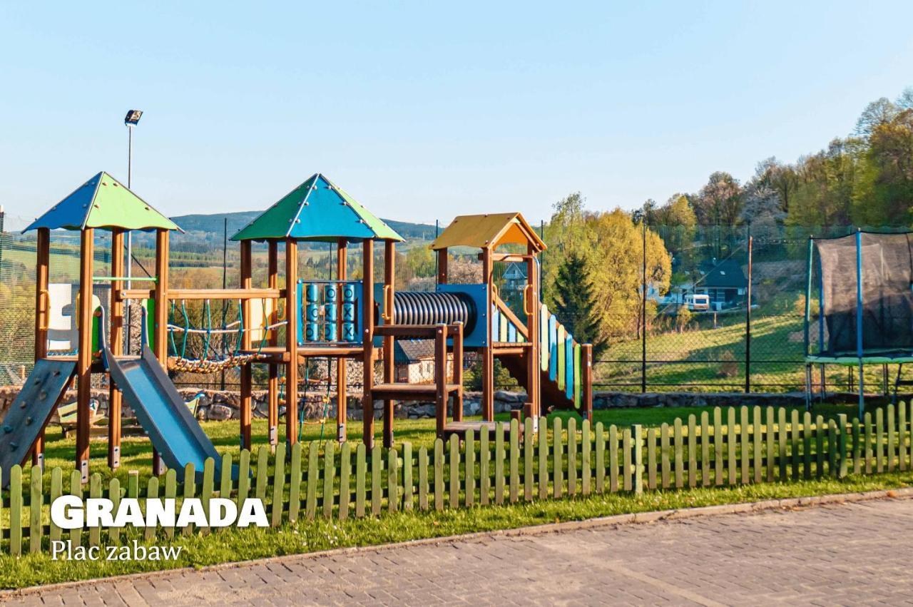 Granada Pensjonat & Spa Душники-Здруй Екстер'єр фото